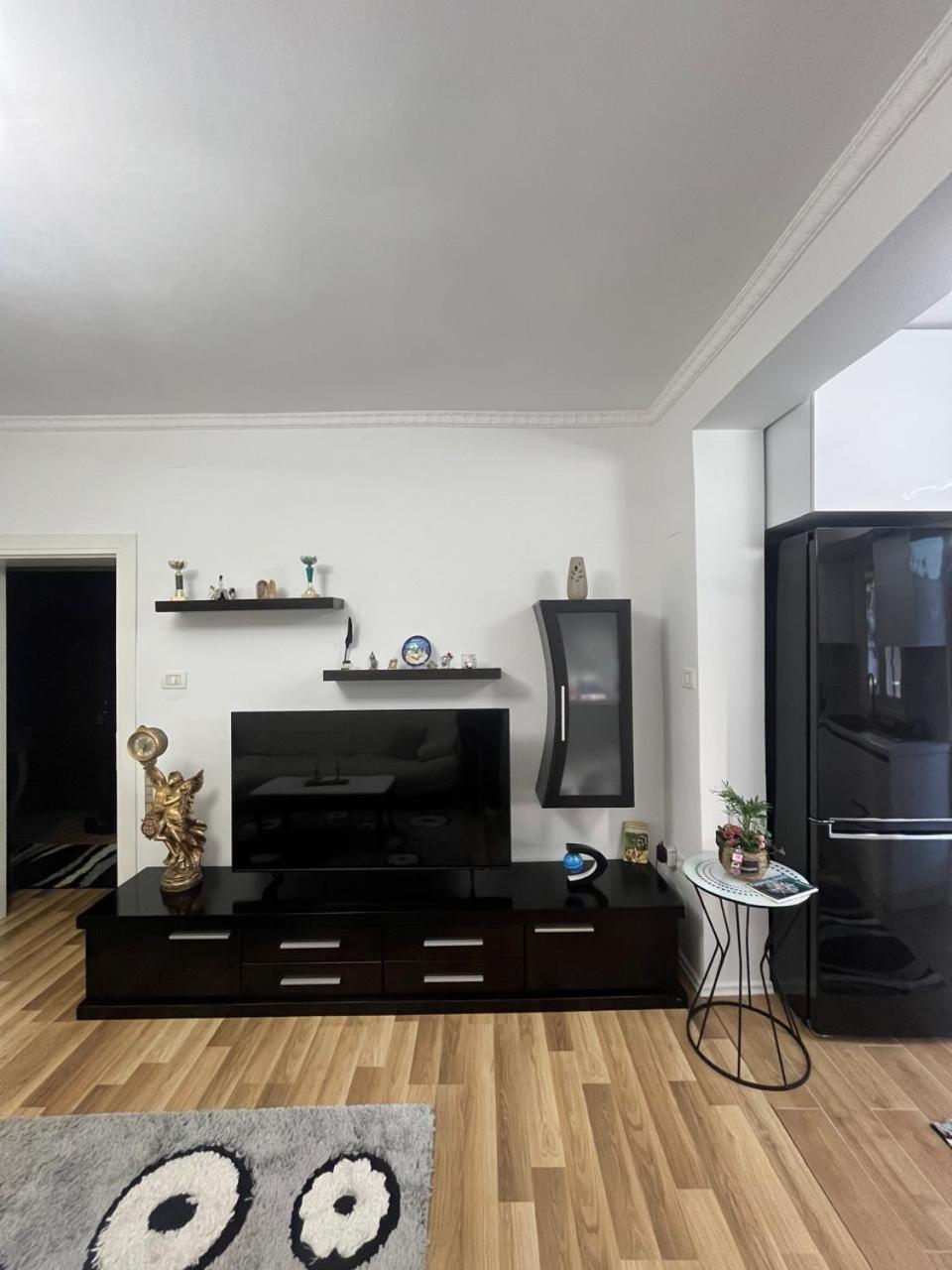 Flat In Berat'S Center Apartment Exterior photo